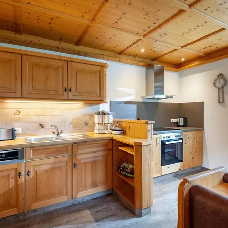 Haus Schroll * Ried im Zillertal