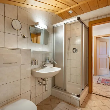 Haus Schroll 公寓 齐勒河谷的里德