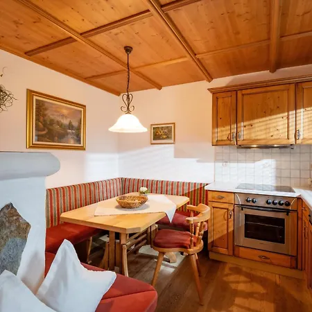 公寓 Haus Schroll 齐勒河谷的里德