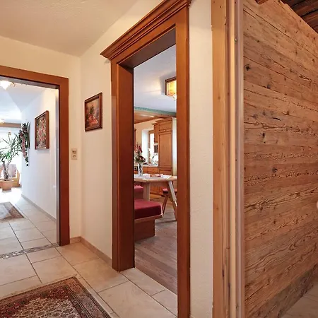 Haus Schroll 齐勒河谷的里德