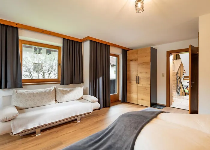 Haus Schroll דירה