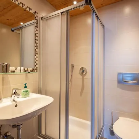 Haus Schroll Lägenhet