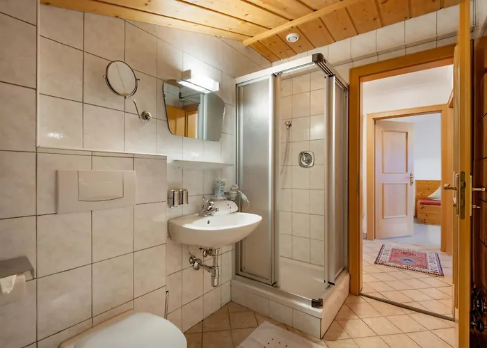 Haus Schroll Apartamento Ried im Zillertal